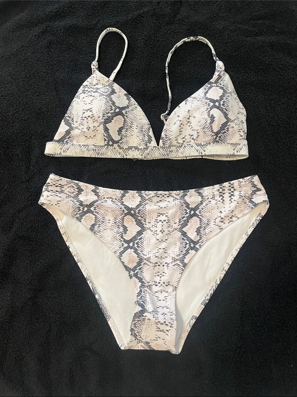 Snake Print Bikini Set - Cream/Gray/white nwot